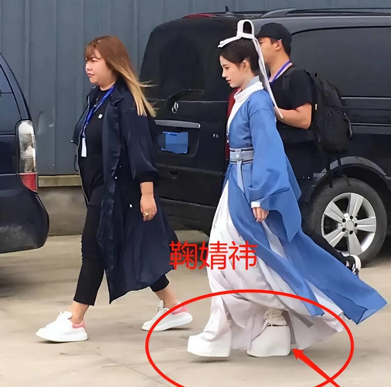 163身高的女明星_赵露思身高测量_明星真实身高