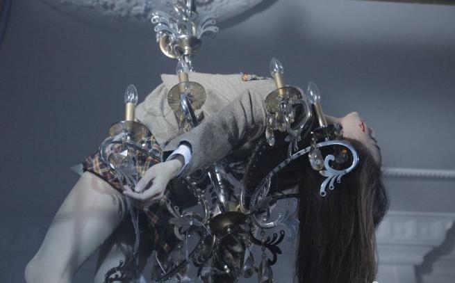 笔仙大战贞子 豆瓣评分4.5 中日鬼王终极一战 女厕所惊魂故事_贞子大战碟仙在线观看
