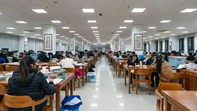 大学生活_大学食堂黑暗料理_网红食堂黑暗料理是什么,