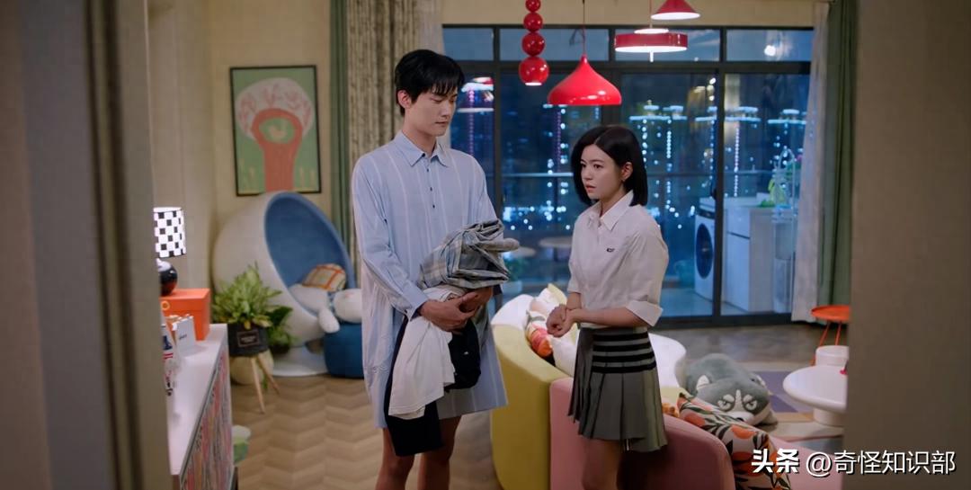 女明星睡衣衬衫_睡衣历史演变_睡衣文化变迁