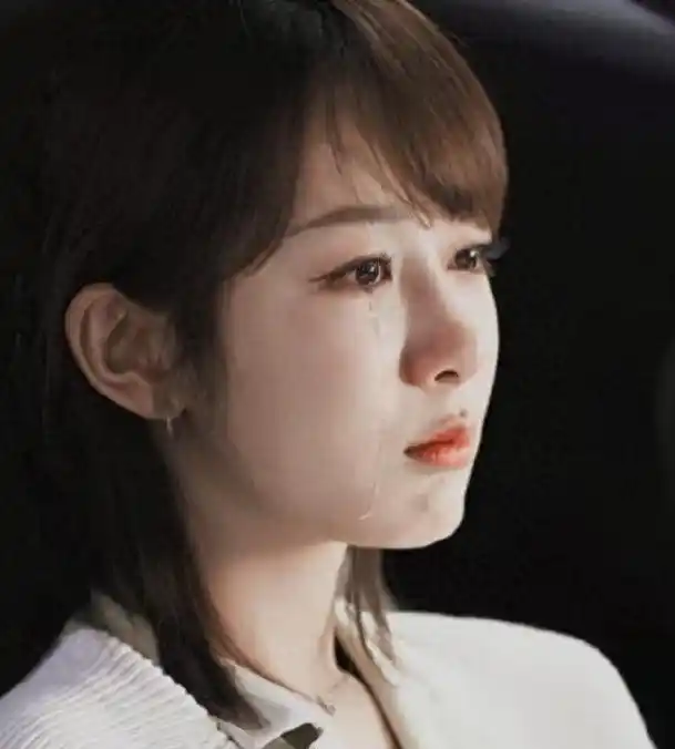 最近明星黑科技热点,_娱乐圈女艺人被注射不明物体 监控操控 AI换脸维权 深度合成技术 侵权