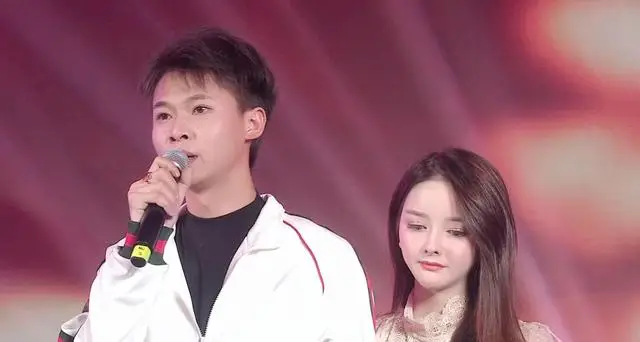 许华升网红女友婷婷官宣分手_许华升网红八卦-_广西网红许华升婷婷分手