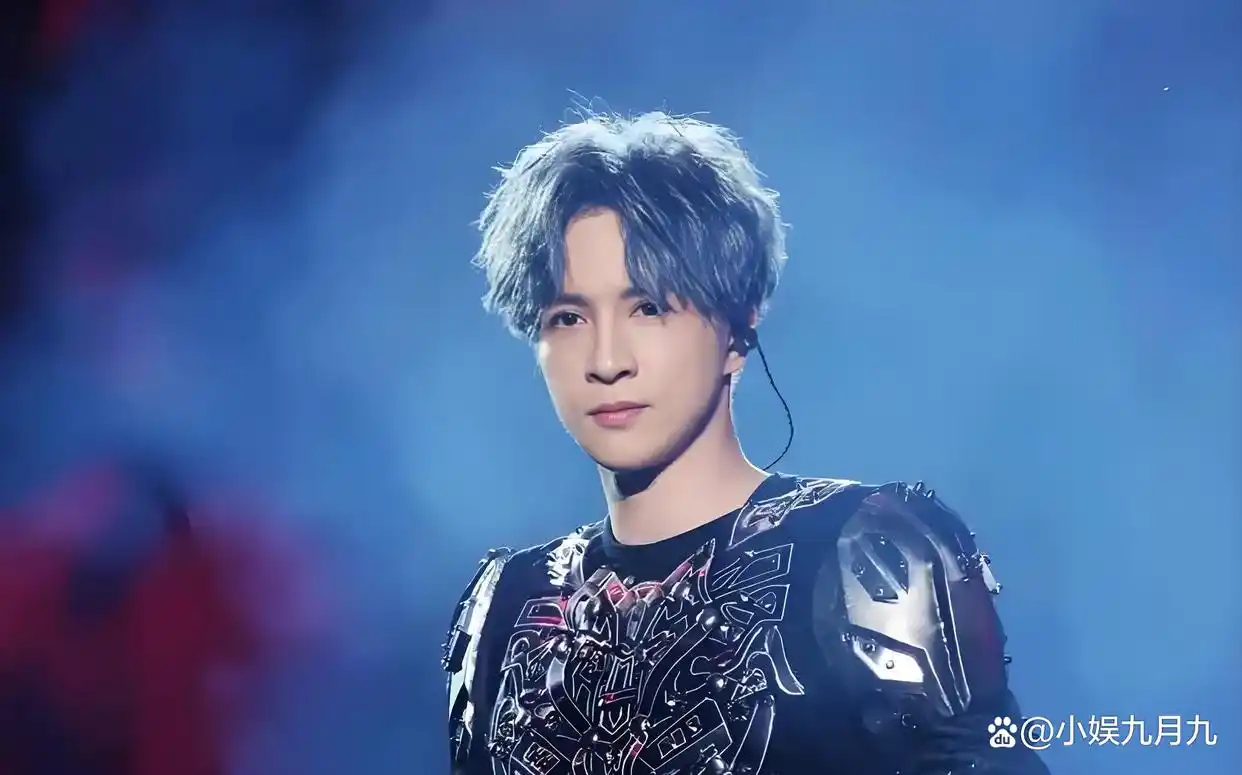 抖音粉丝排名前十的娱乐圈男明星_抖音最近热点明星是谁呀,_2026年抖音粉丝排名前十的男明星