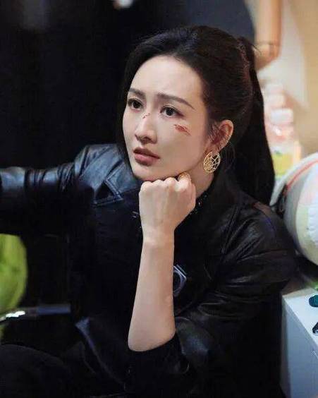 大侦探双女侦探燃爆热搜！戚薇王鸥杨蓉这样打破性别偏见