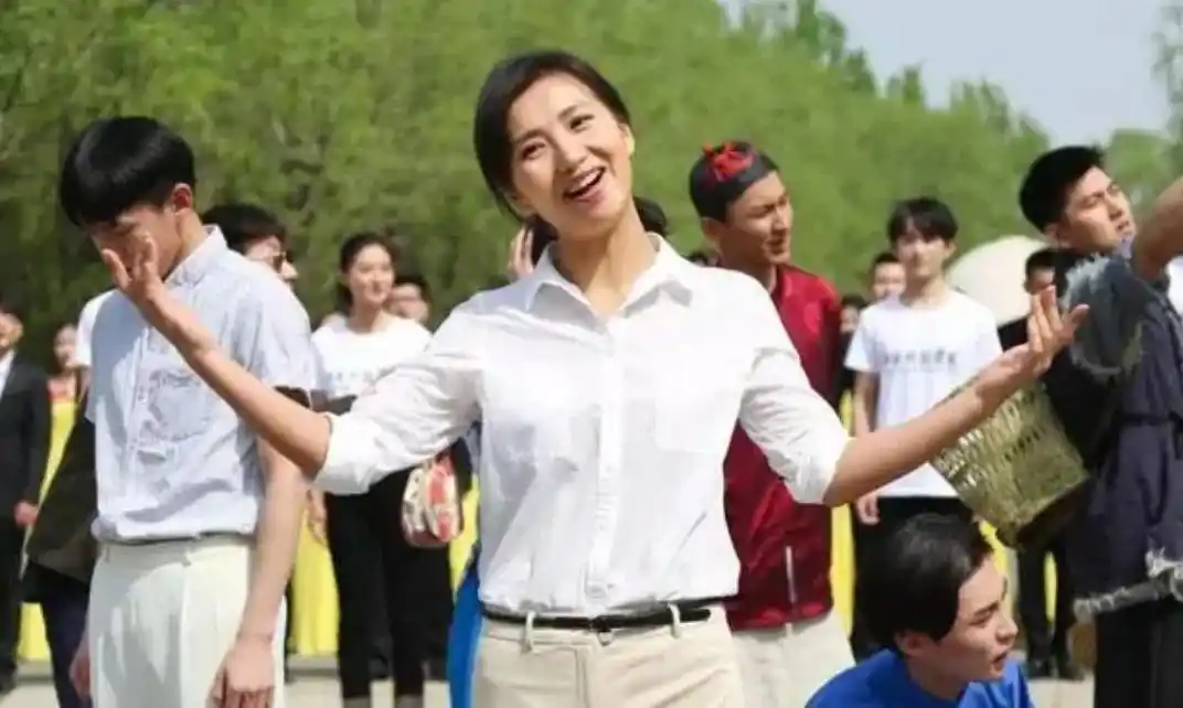 天生富贵相女明星_女明星富贵脸特征_旺夫面相的女明星